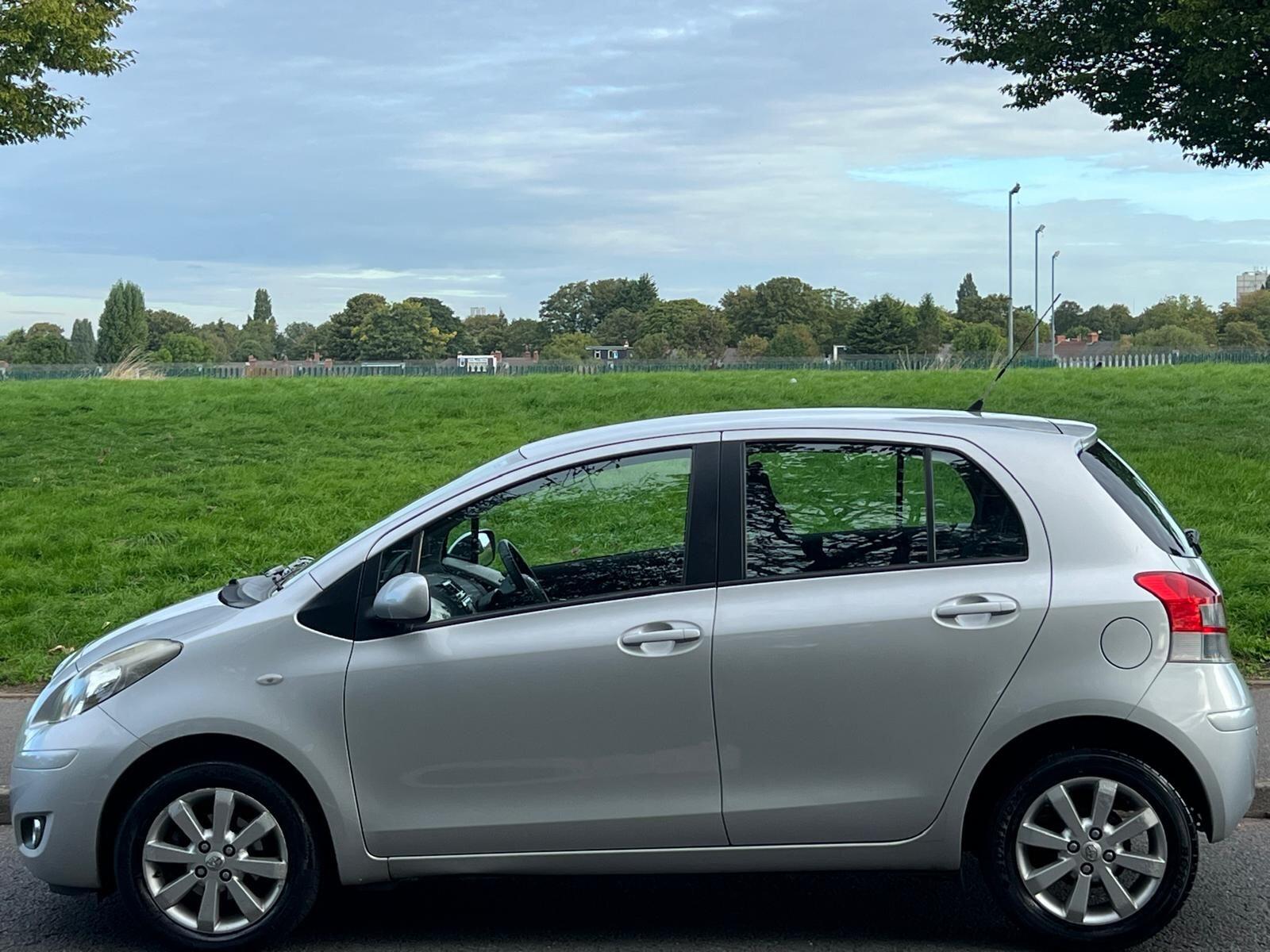 Toyota Yaris view 7