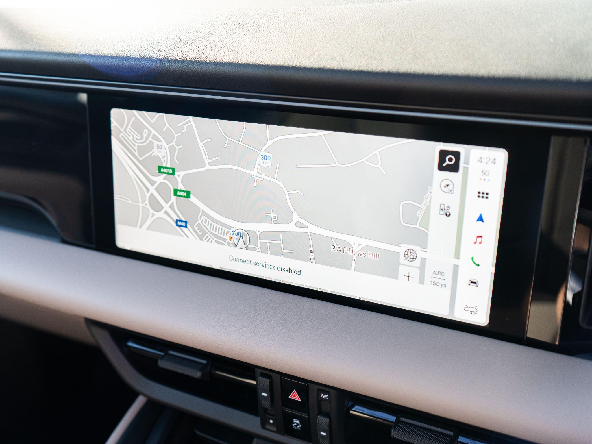 Porsche Macan view 41