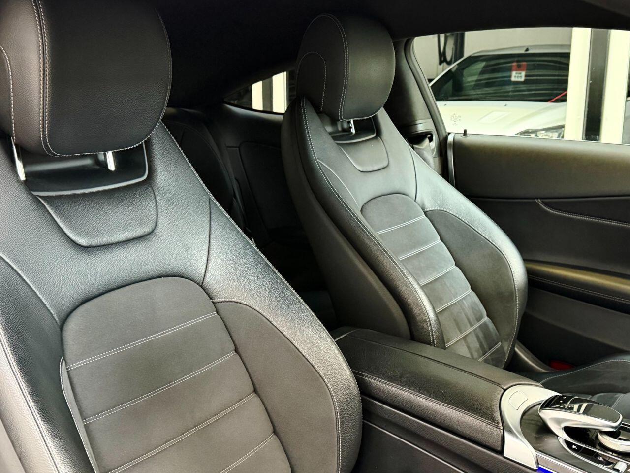 Mercedes-Benz C Class view 18