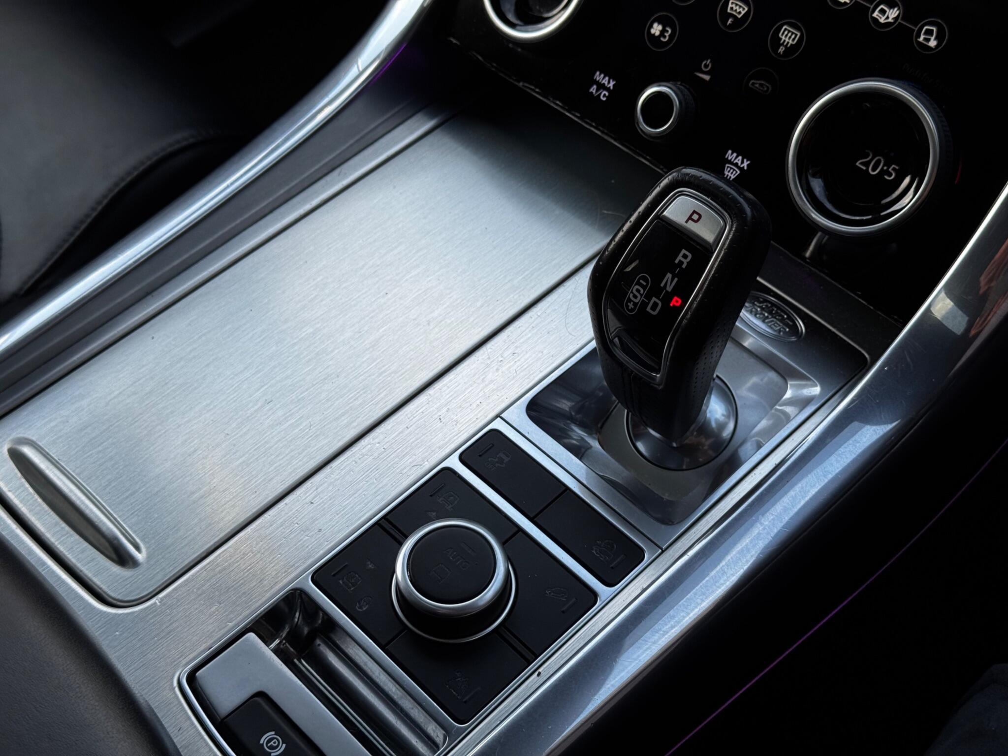 Land Rover Range Rover Sport view 22