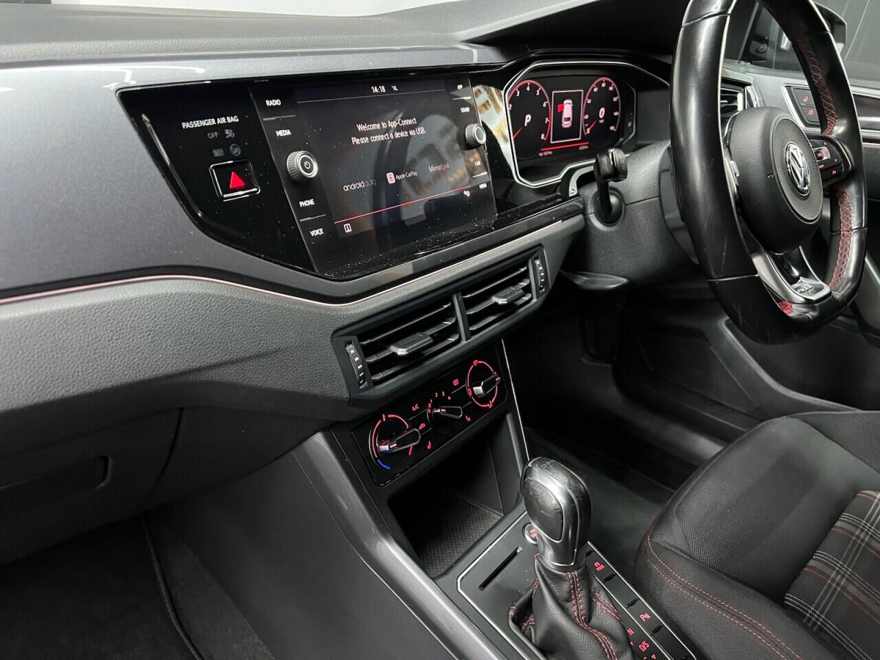 Volkswagen Polo view 33