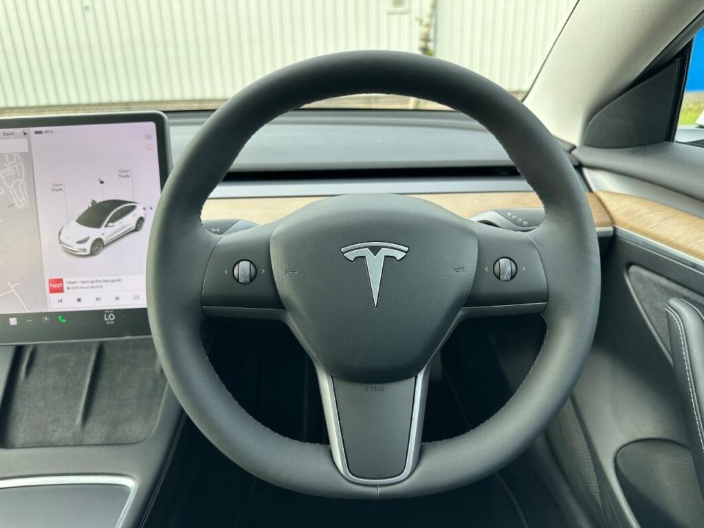 Tesla Model 3 view 17
