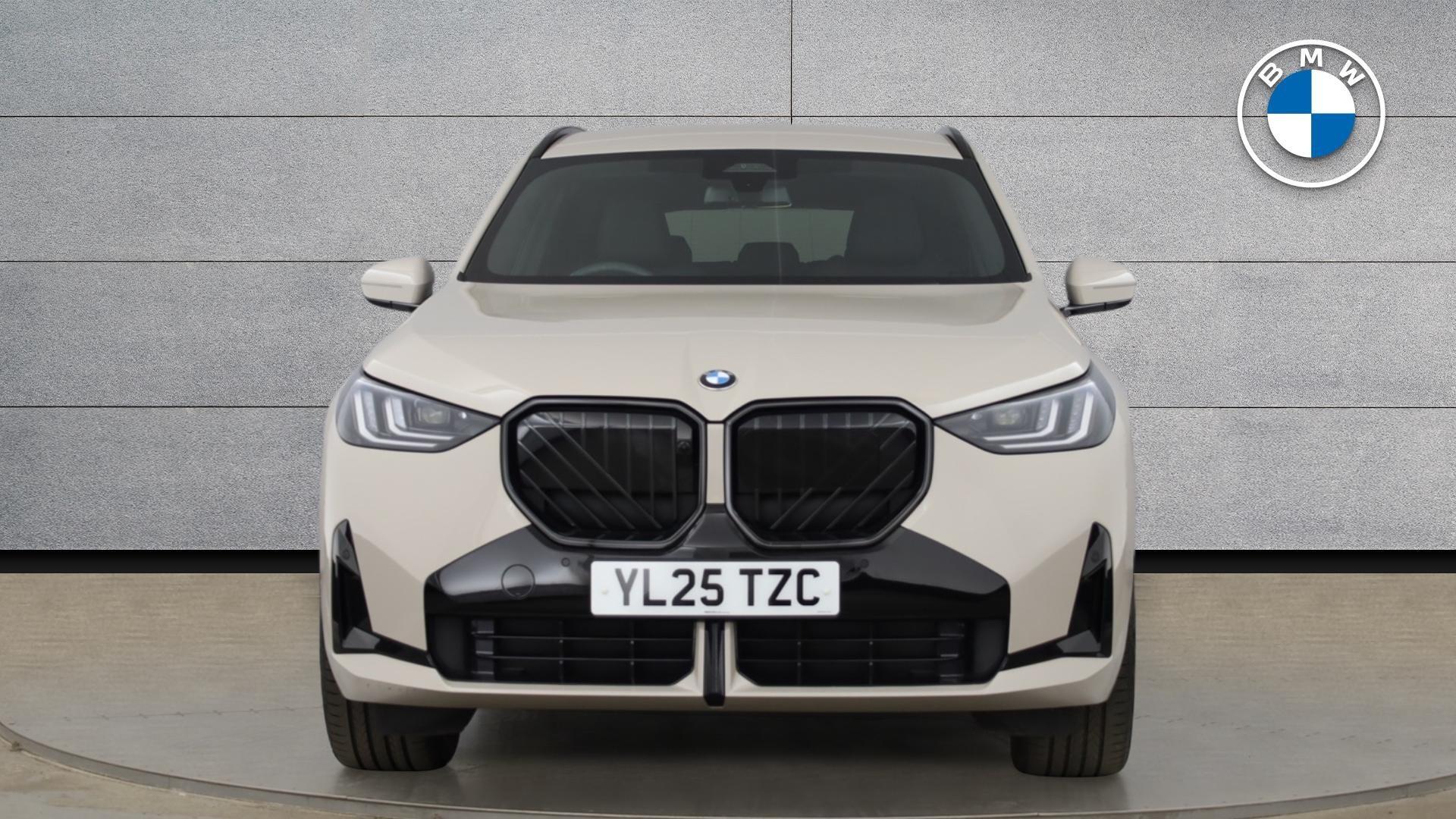 BMW X3 view 16