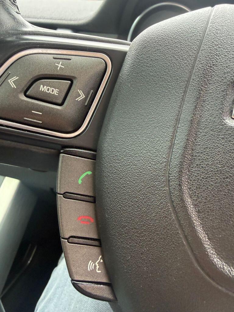 Land Rover Range Rover Evoque view 32