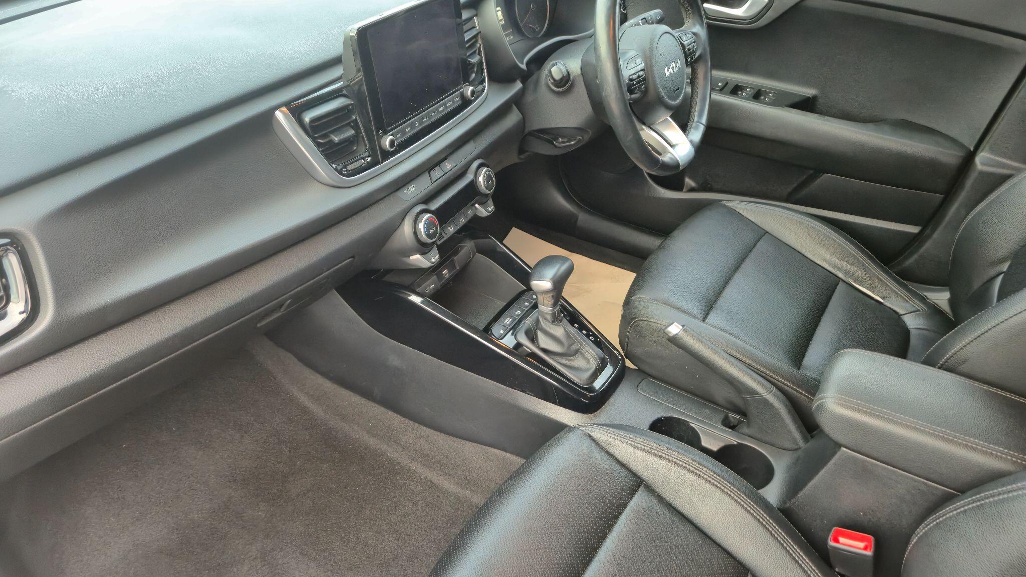 Kia Rio view 20