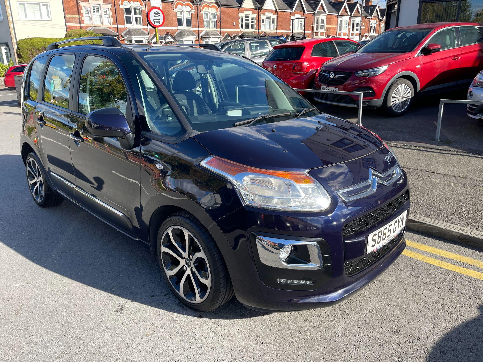 Citroen C3 Picasso view 3