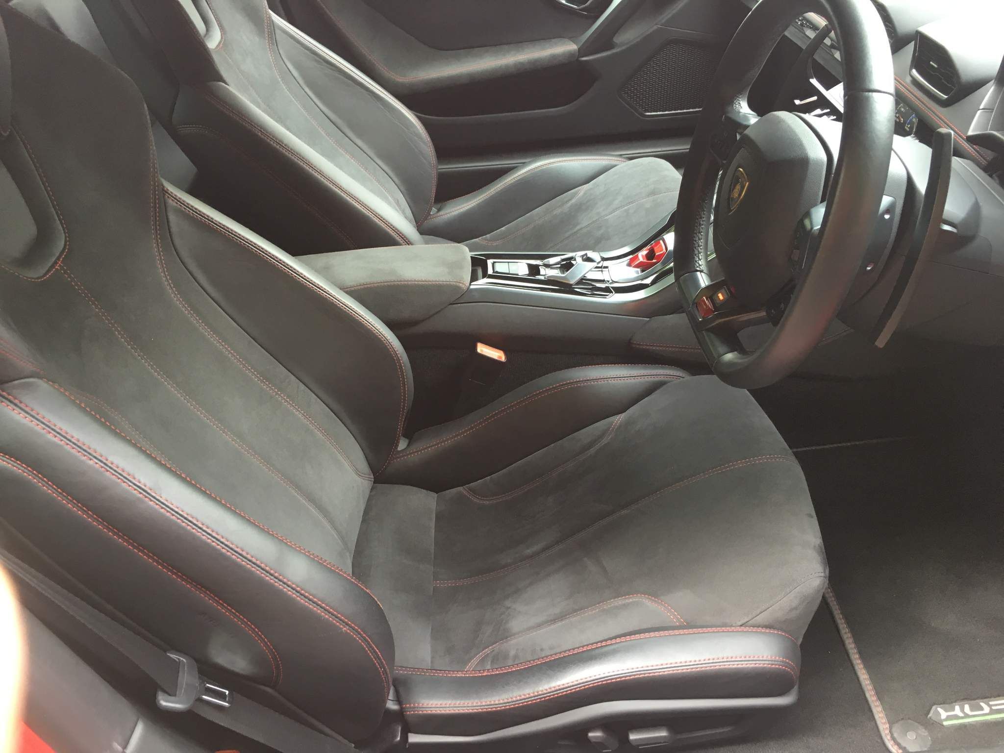 Lamborghini Huracan view 23