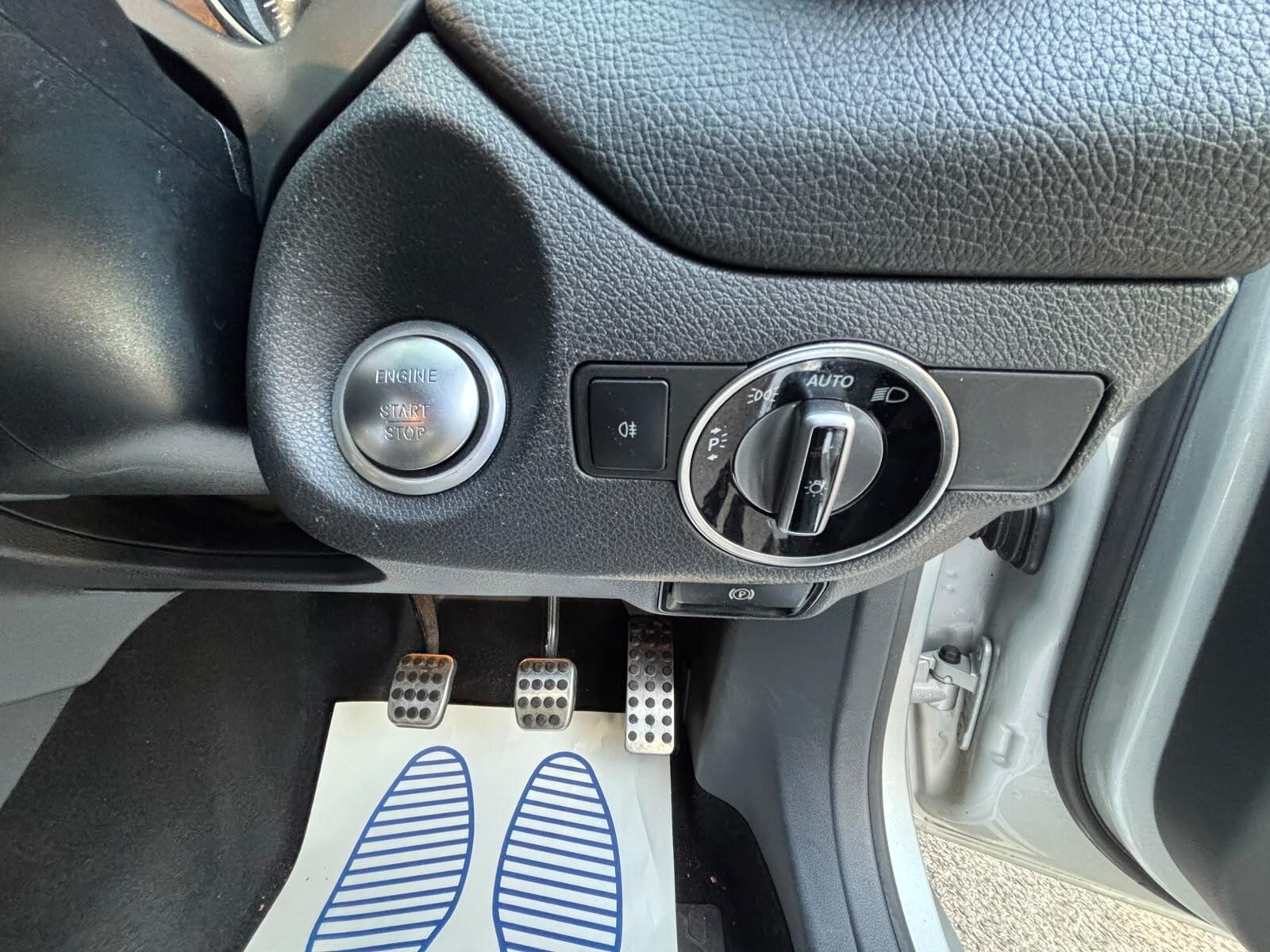 Mercedes-Benz Cla view 23