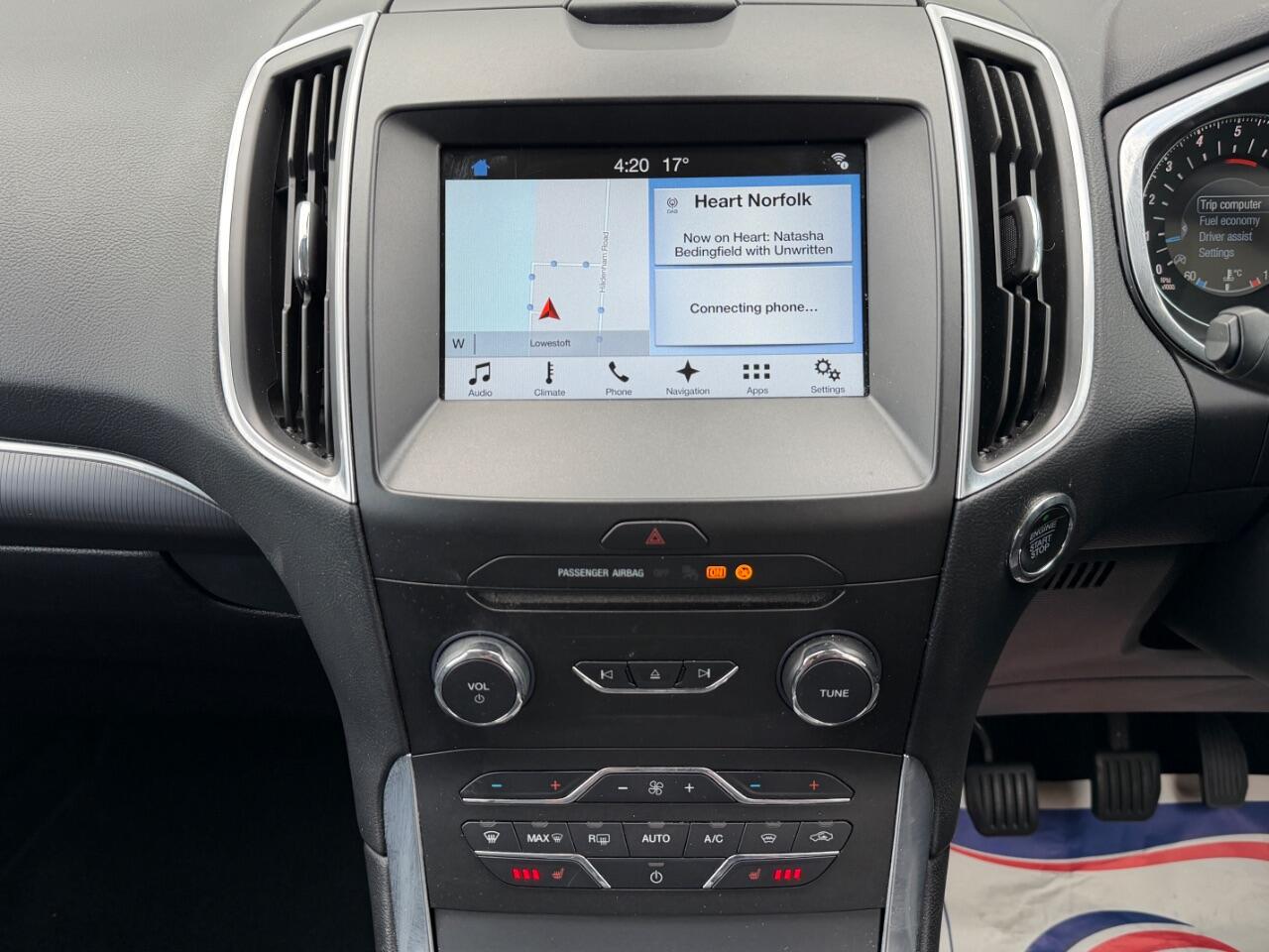 Ford Galaxy view 26