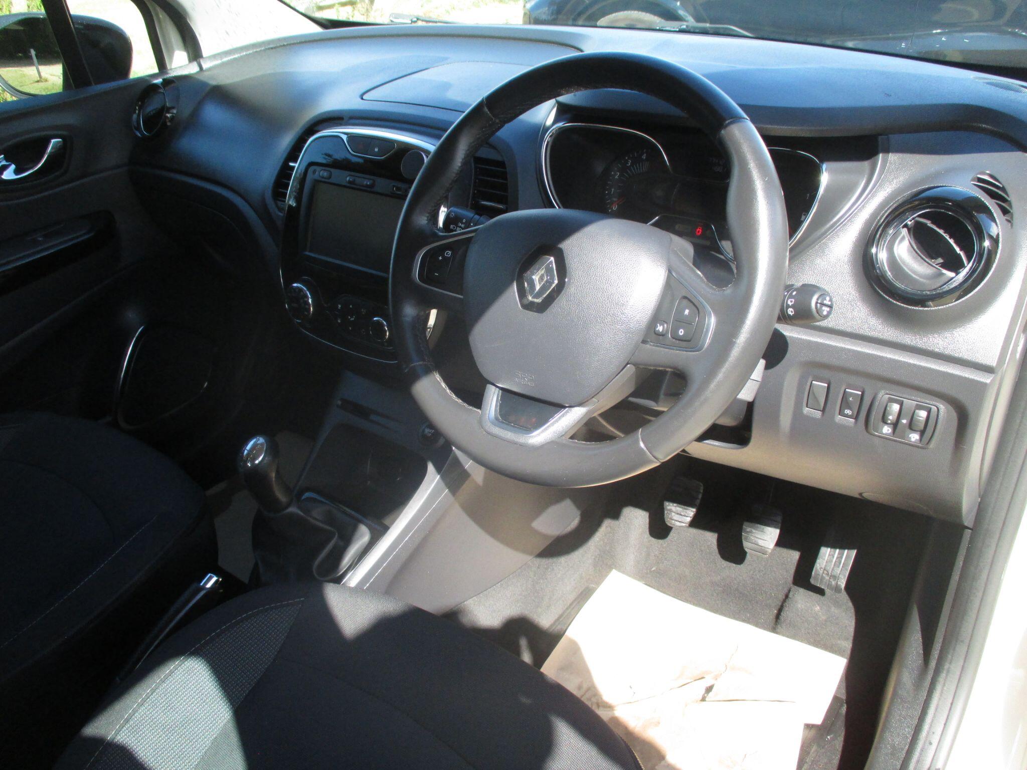 Renault Captur view 23