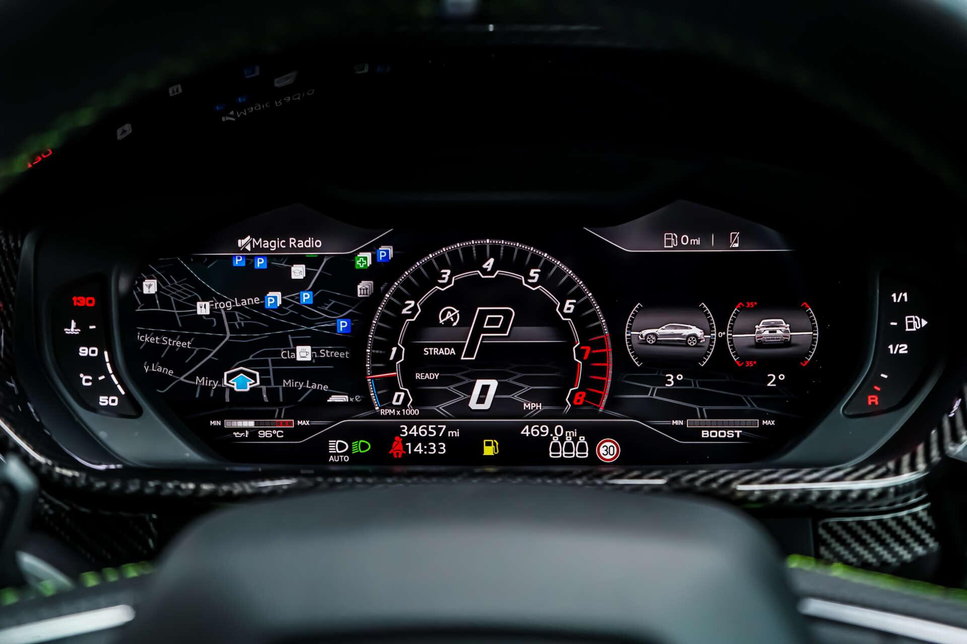 Lamborghini Urus view 23