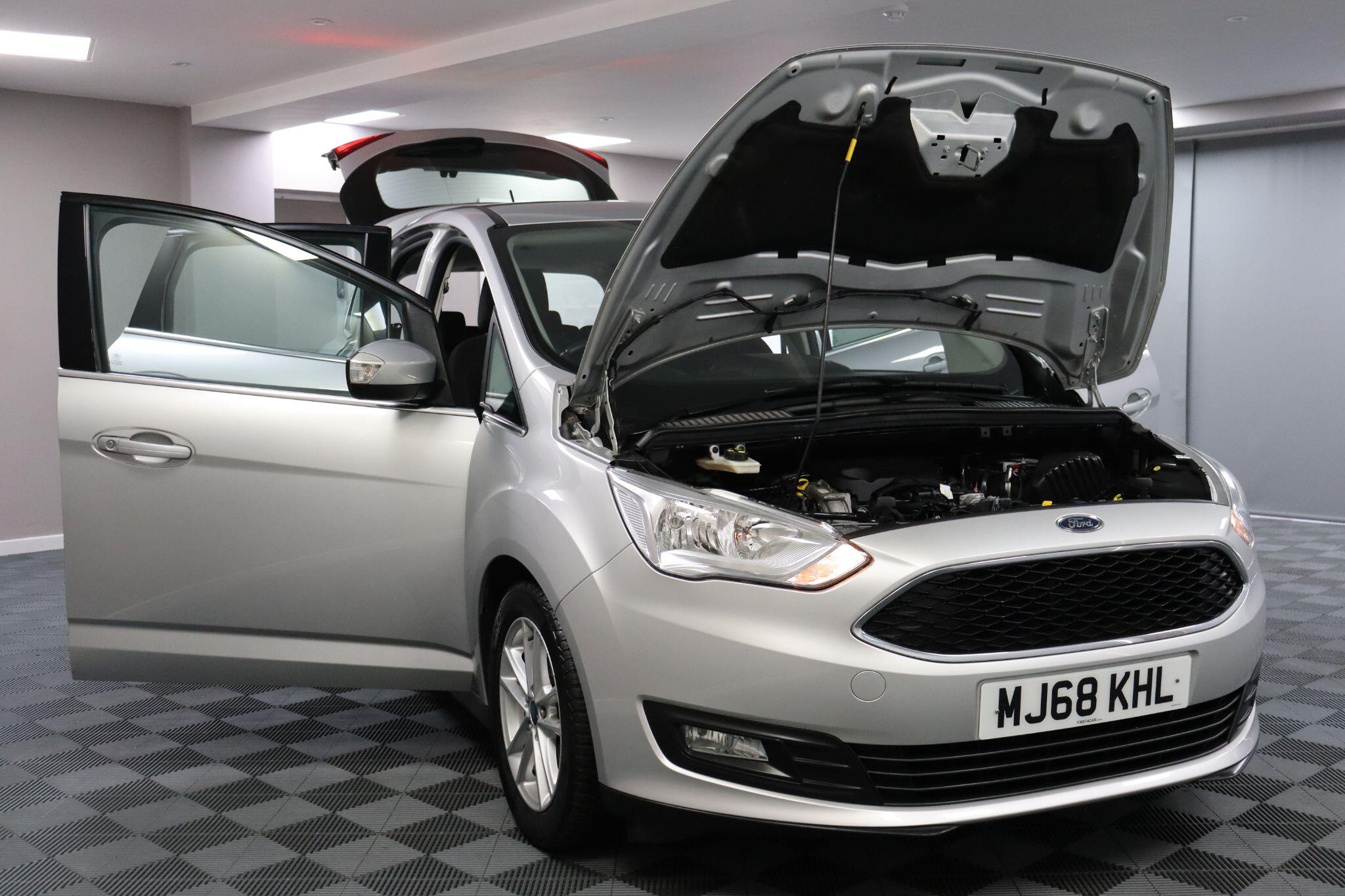 Ford C-Max view 15