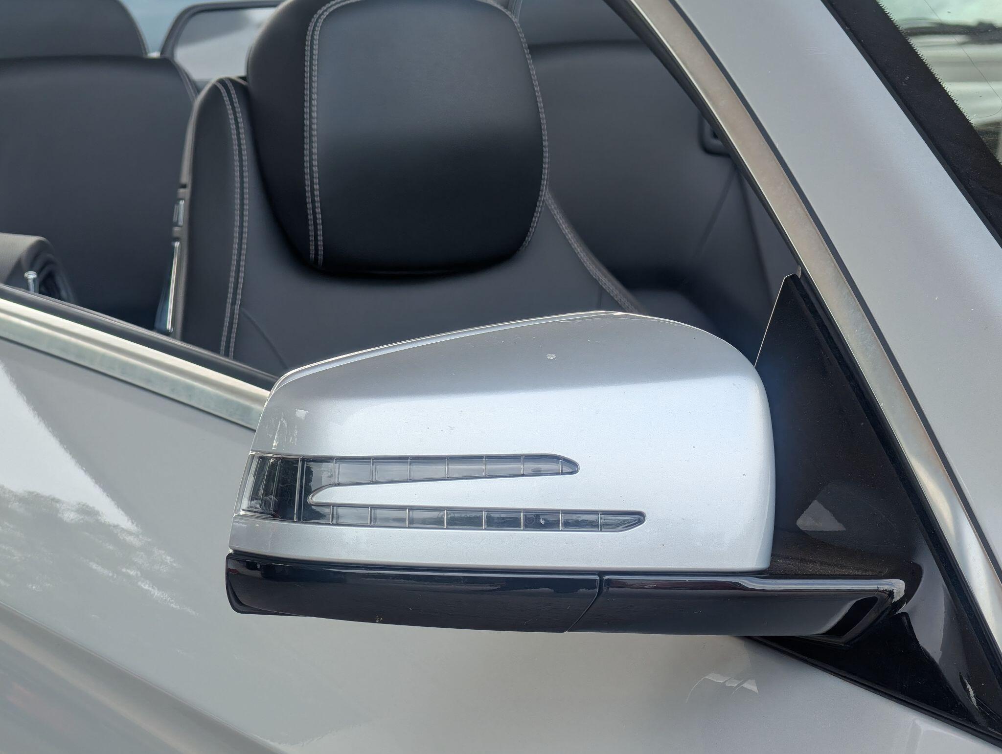 Mercedes-Benz E-Class view 21
