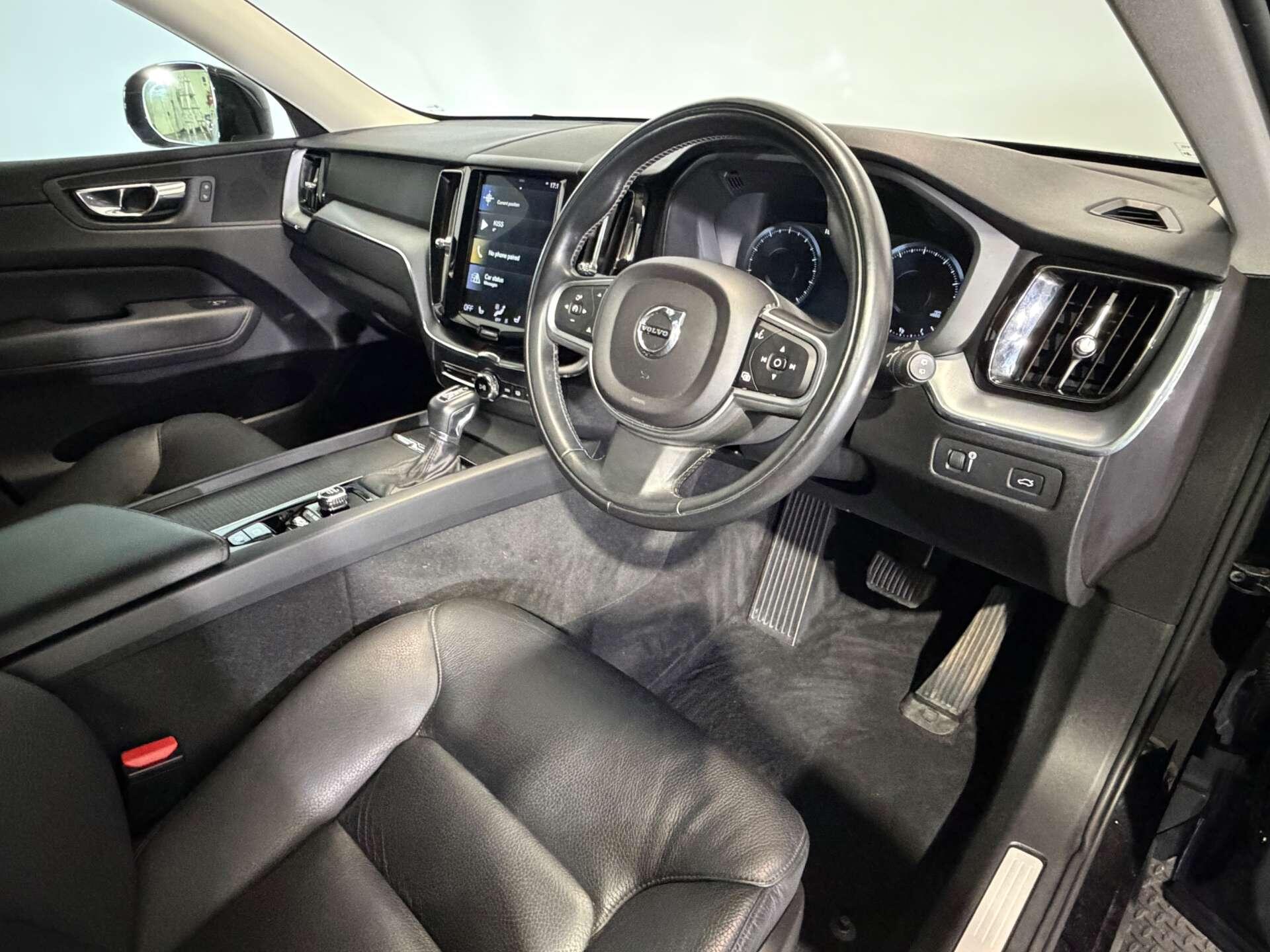 Volvo XC60 view 19