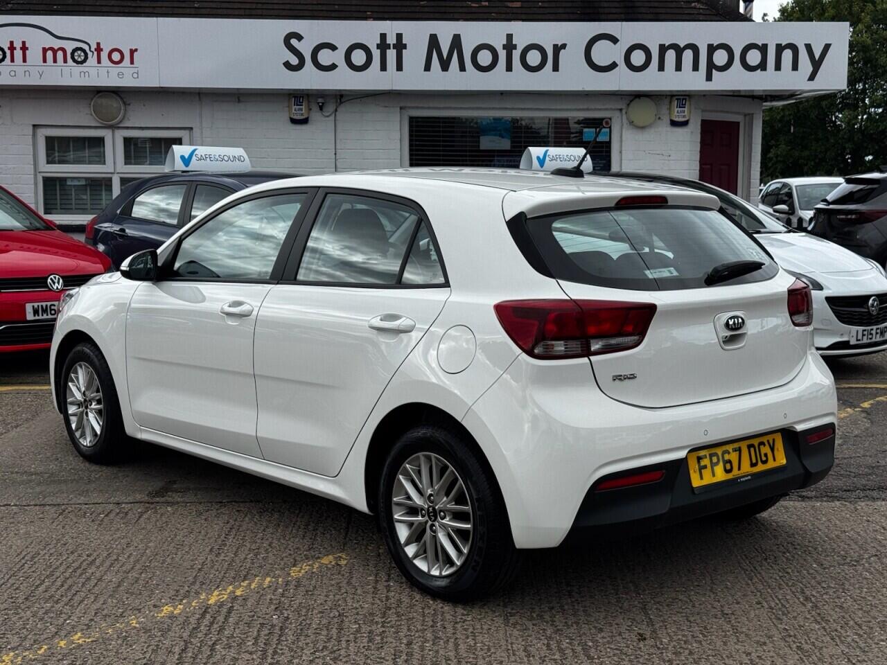 Kia Rio view 2