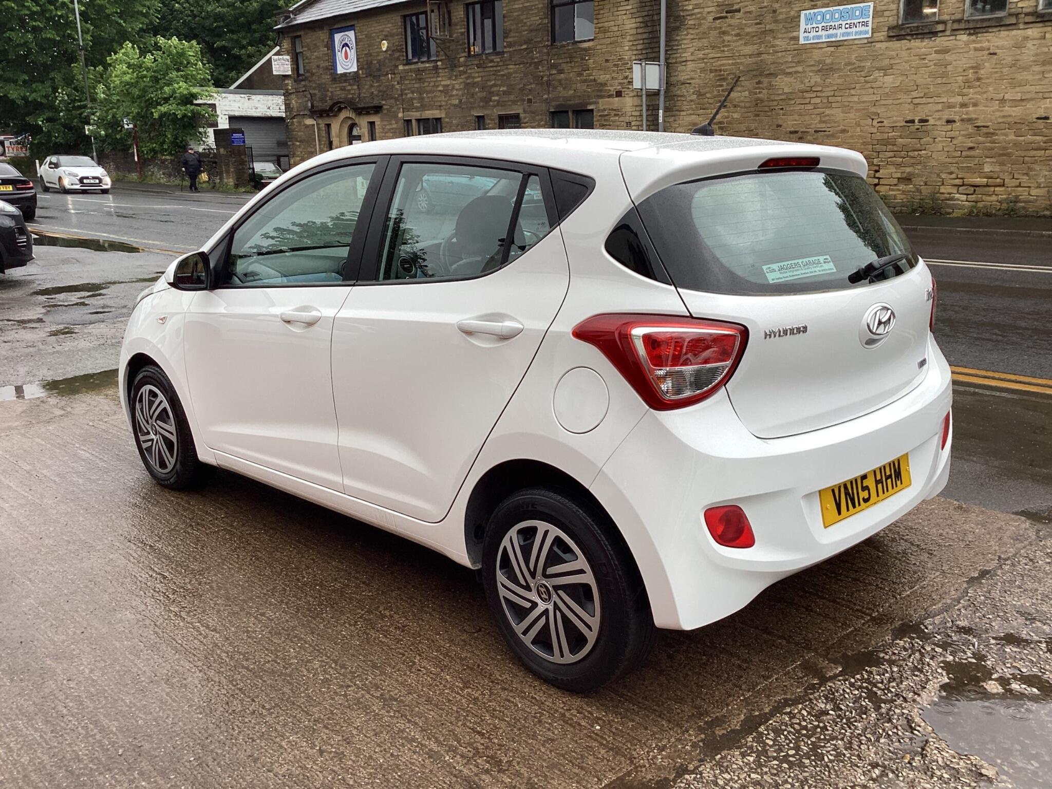 Hyundai I10 view 5