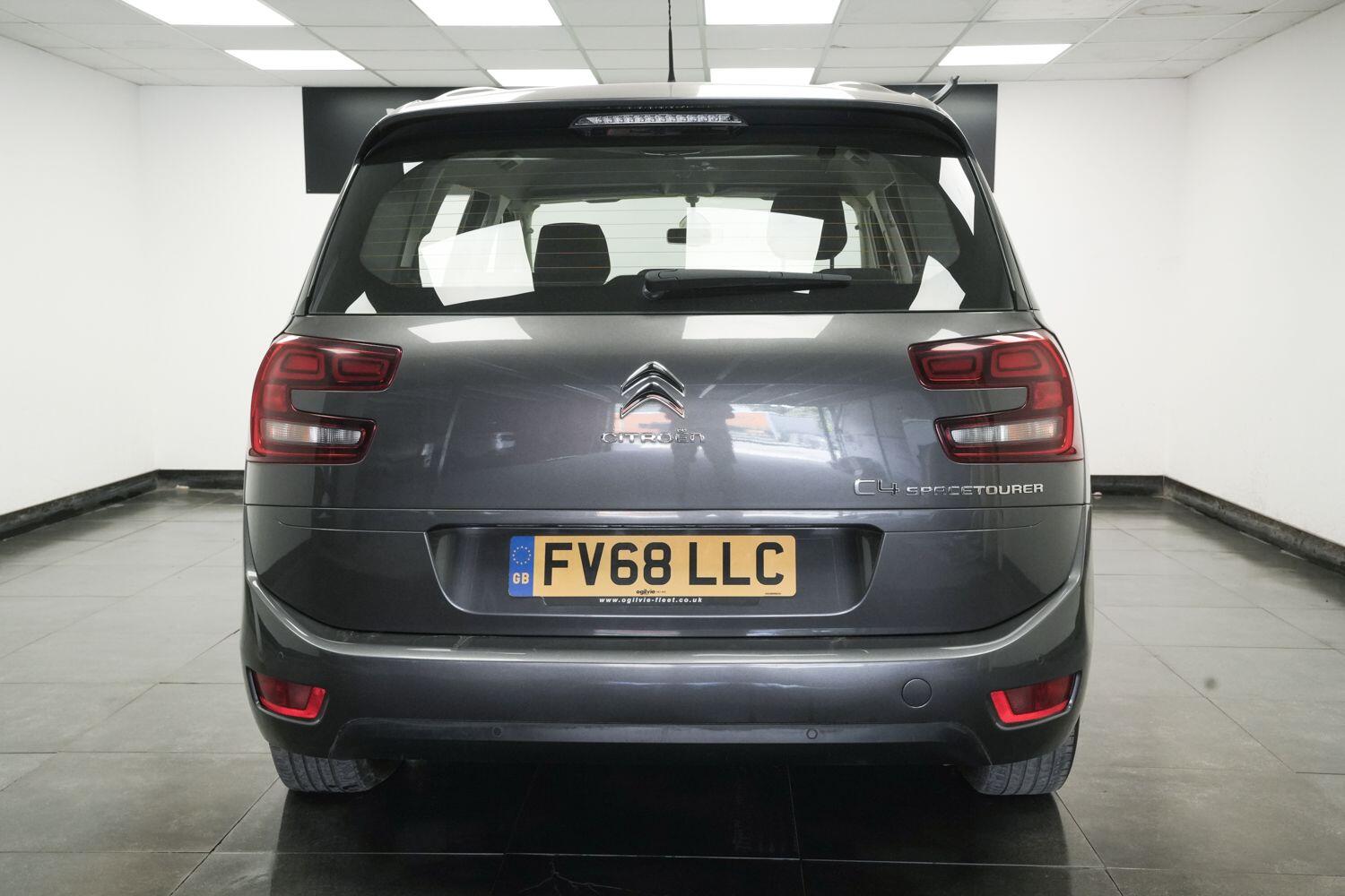 Citroen Grand C4 Spacetourer view 3