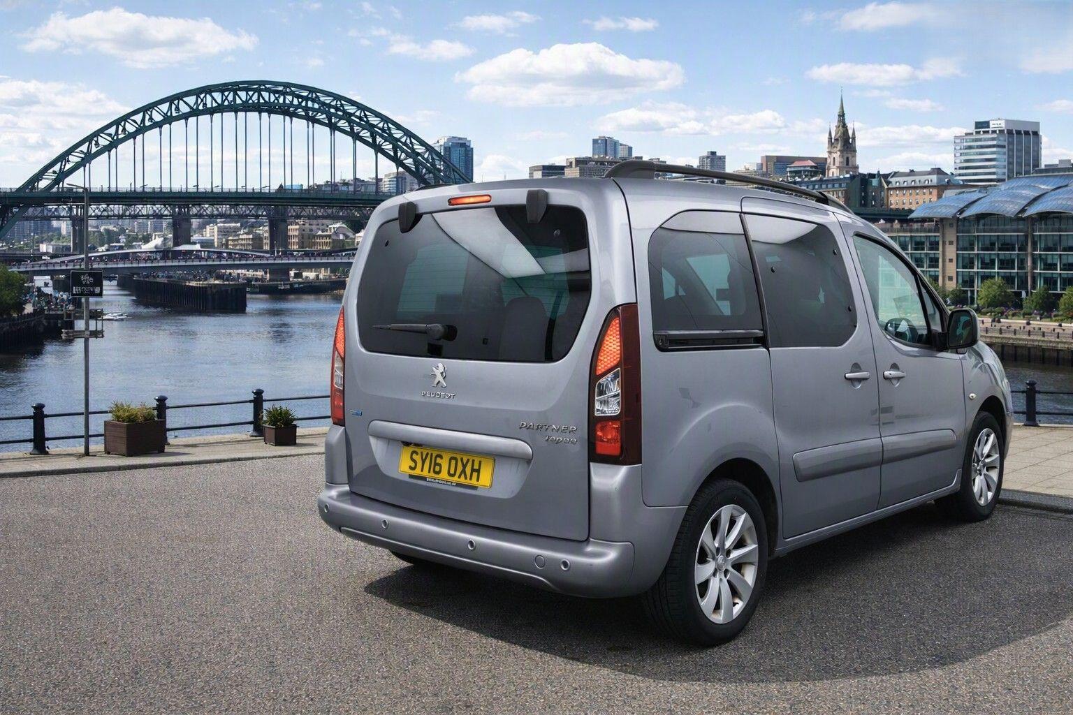 Peugeot Partner Tepee view 2