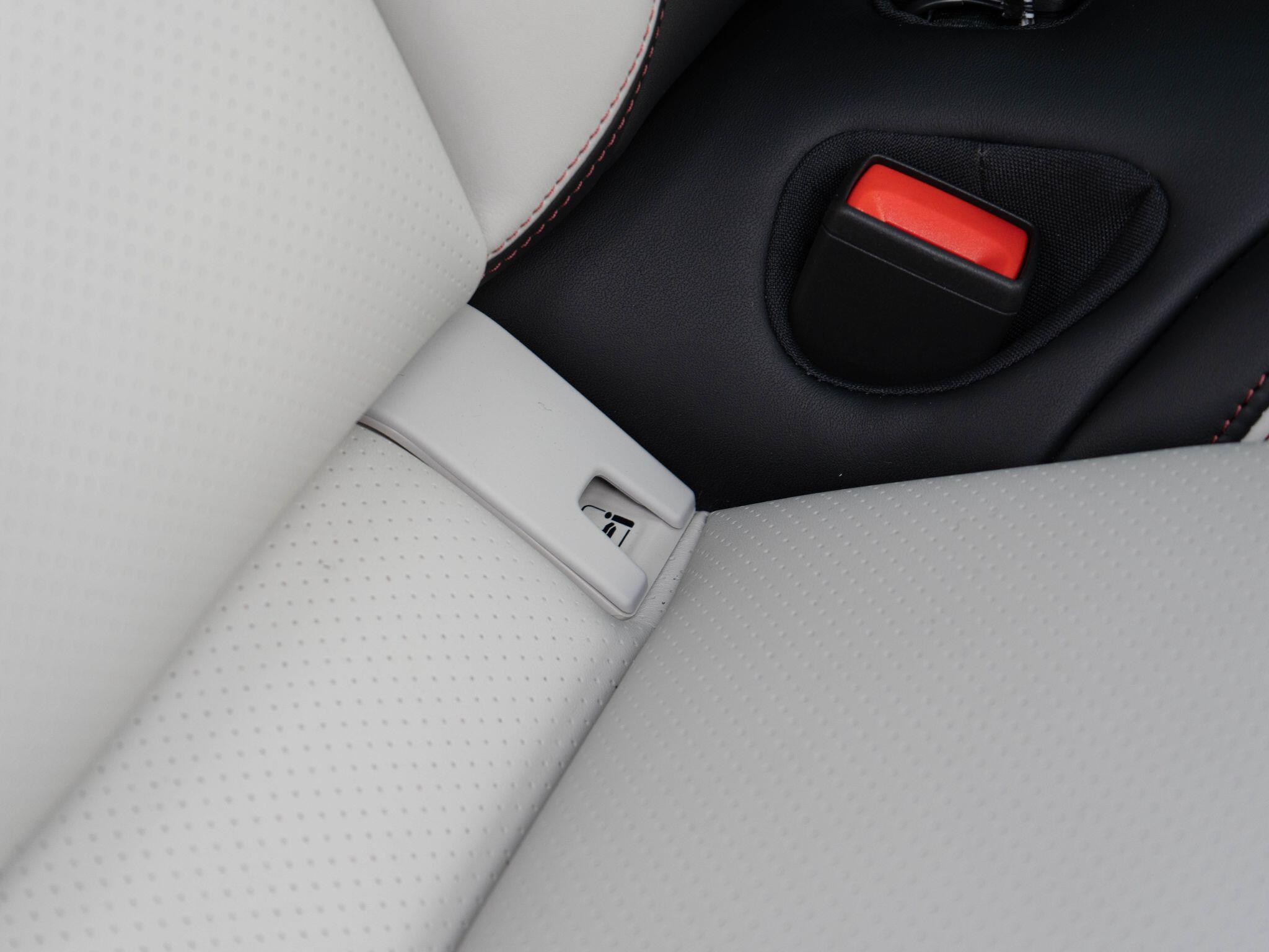 Porsche Taycan view 89