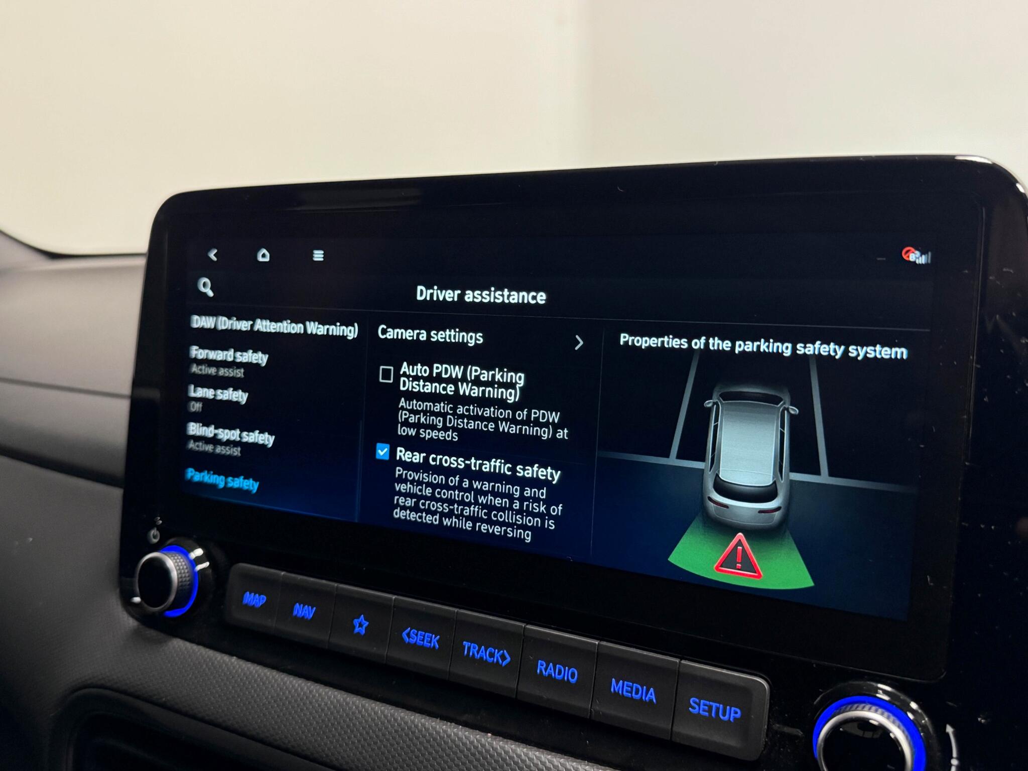 Hyundai Kona view 65