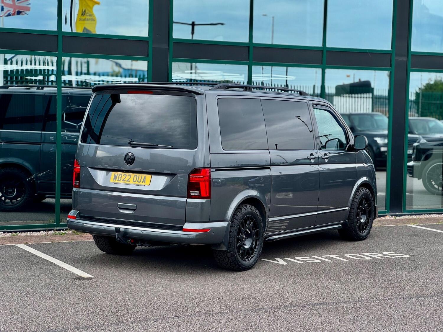 Volkswagen Caravelle view 29