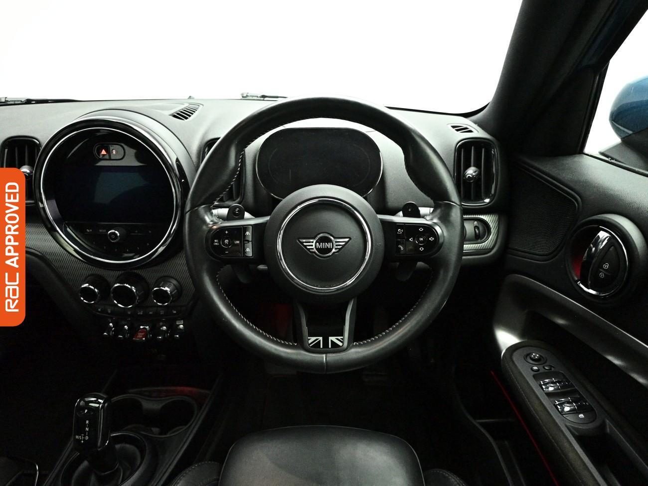 MINI Countryman view 9