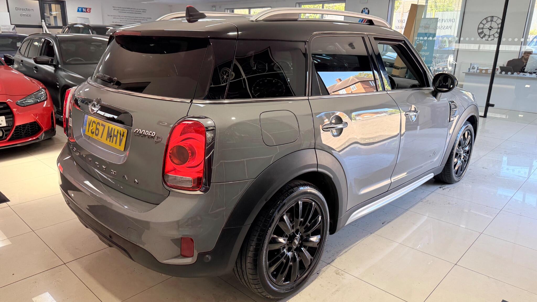 MINI Countryman view 5