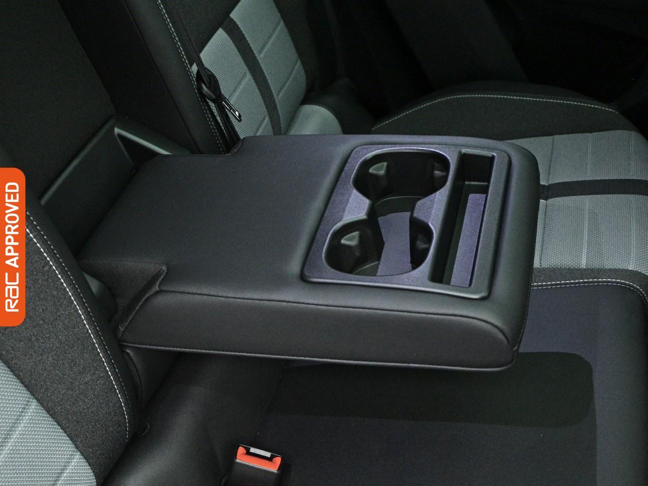 Vauxhall Grandland view 27