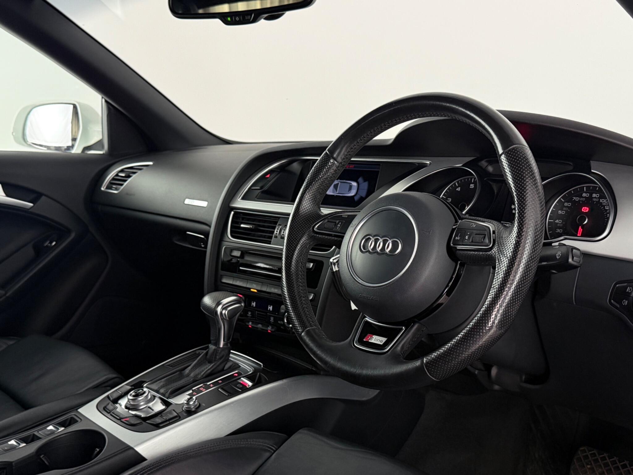 Audi A5 view 3