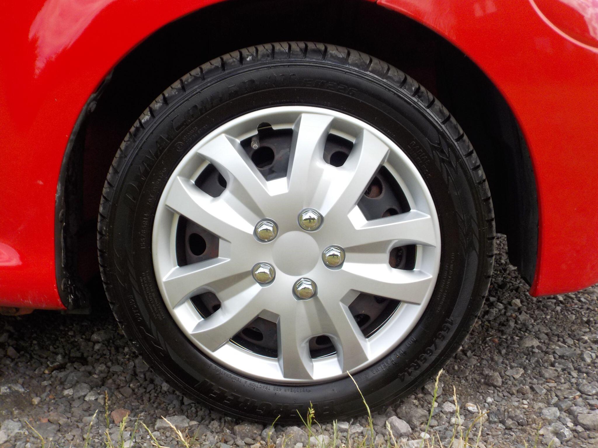 Toyota AYGO 1.0 VVT-i Move Euro 5 3dr