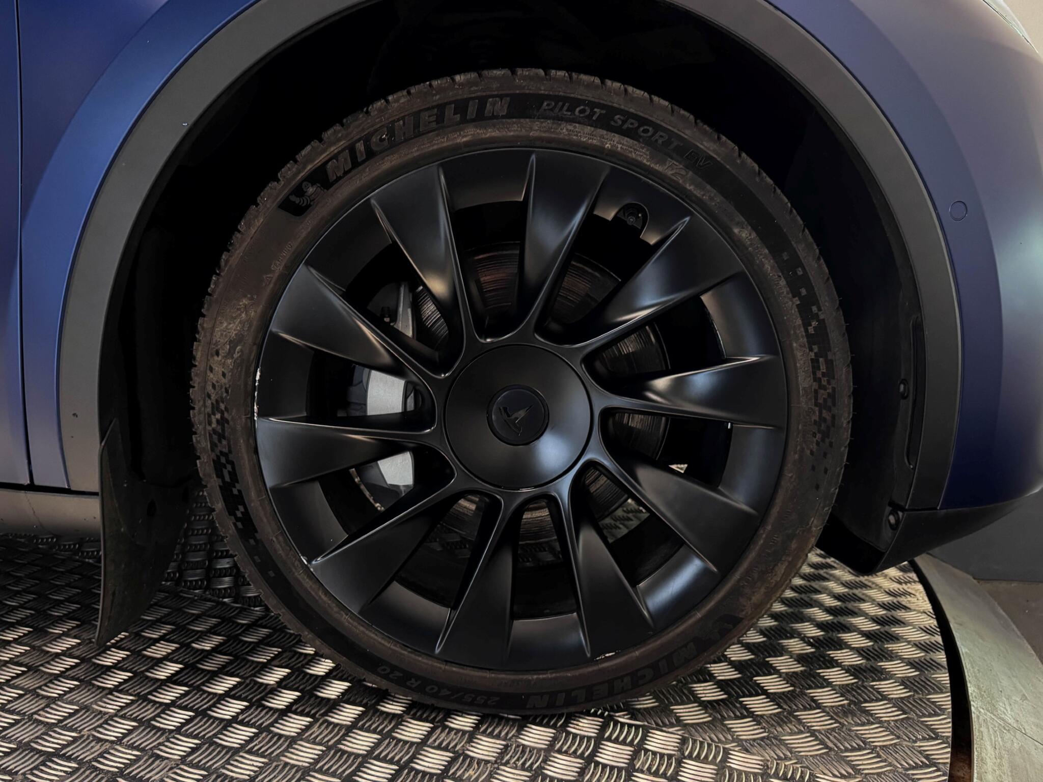 Tesla Model Y view 64