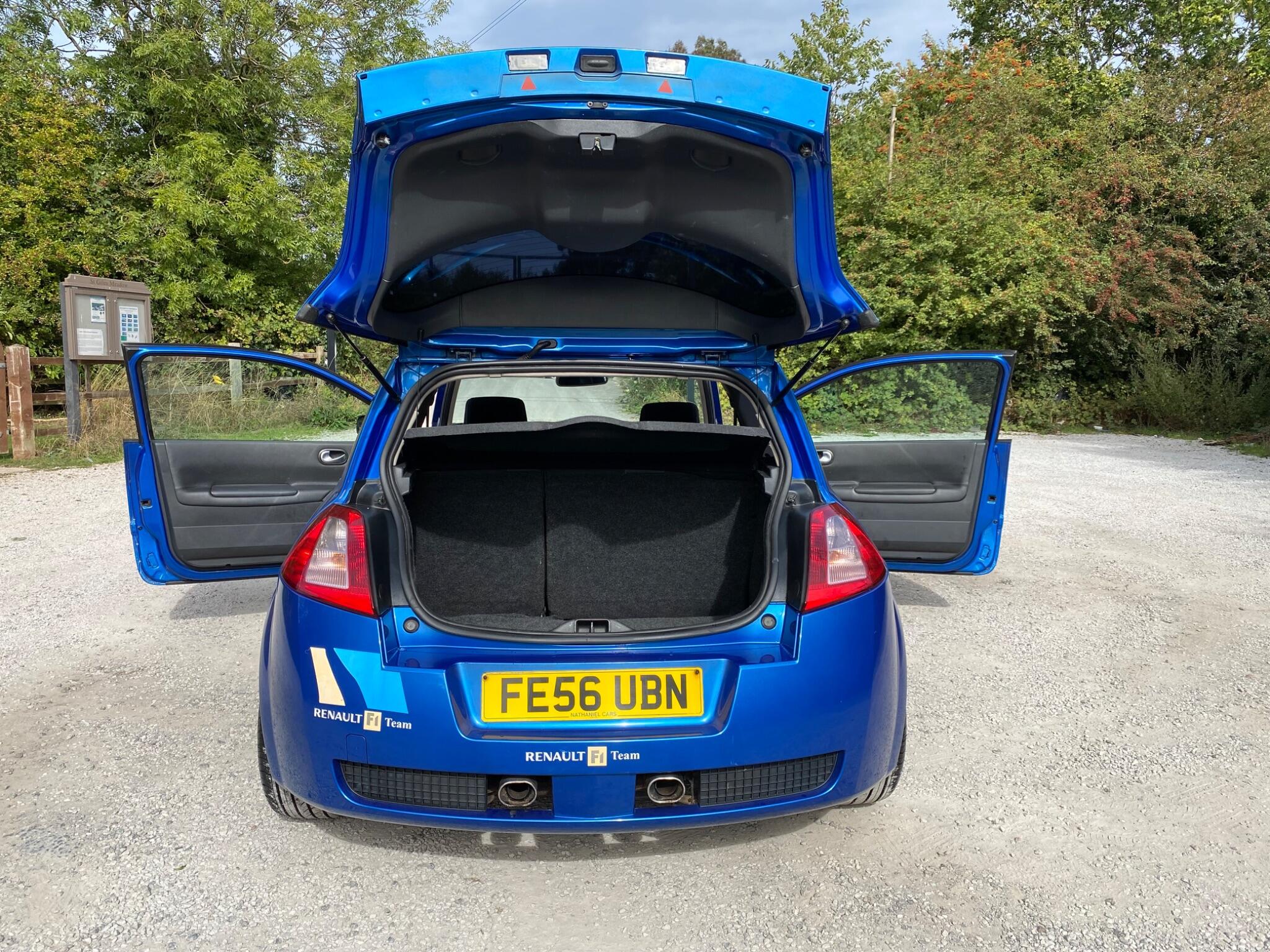 Renault Megane view 13