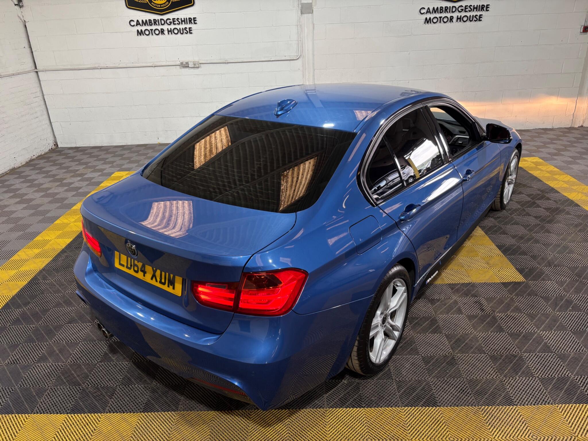 BMW 3 Series view 37