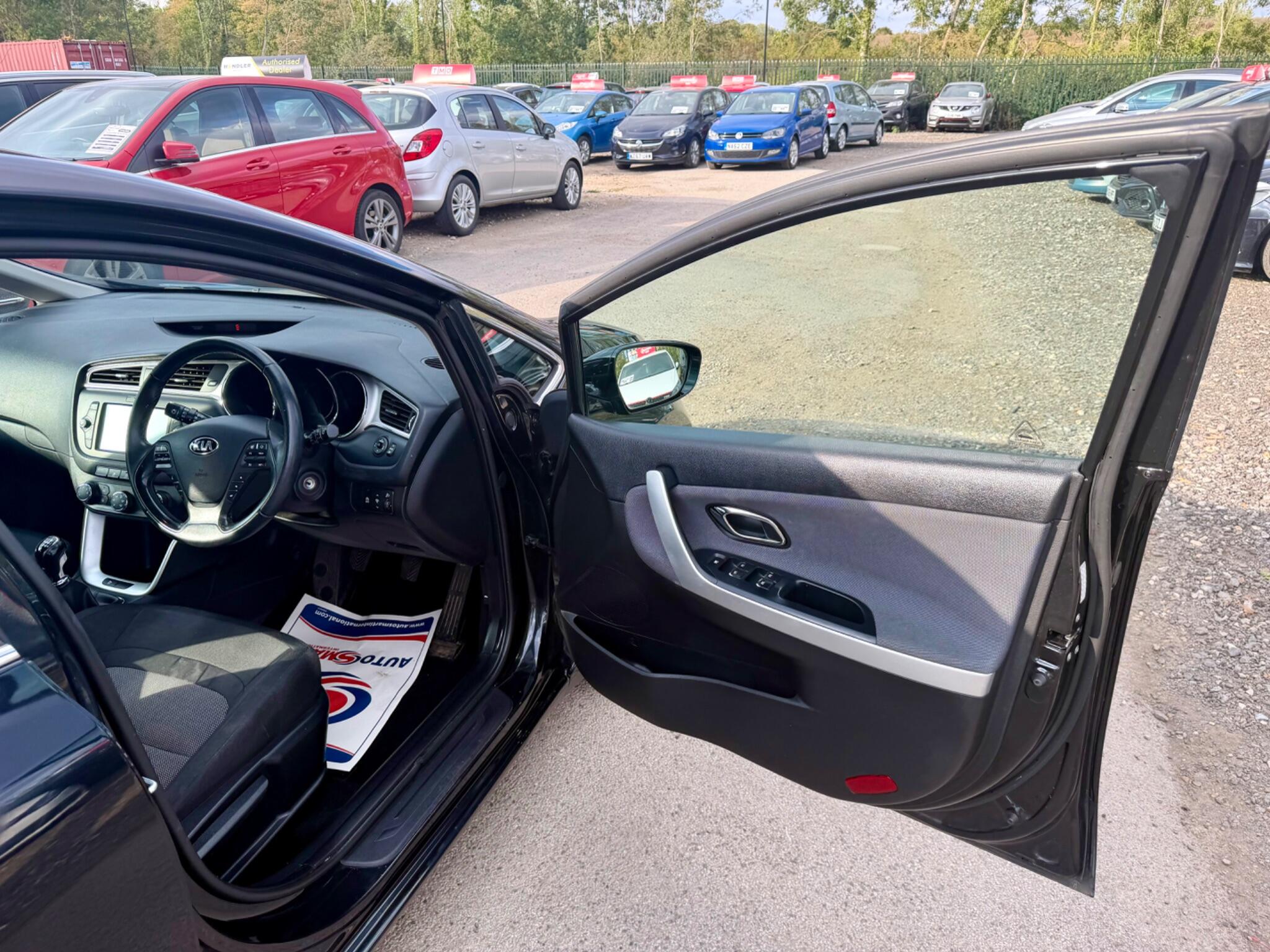 Kia Ceed view 39