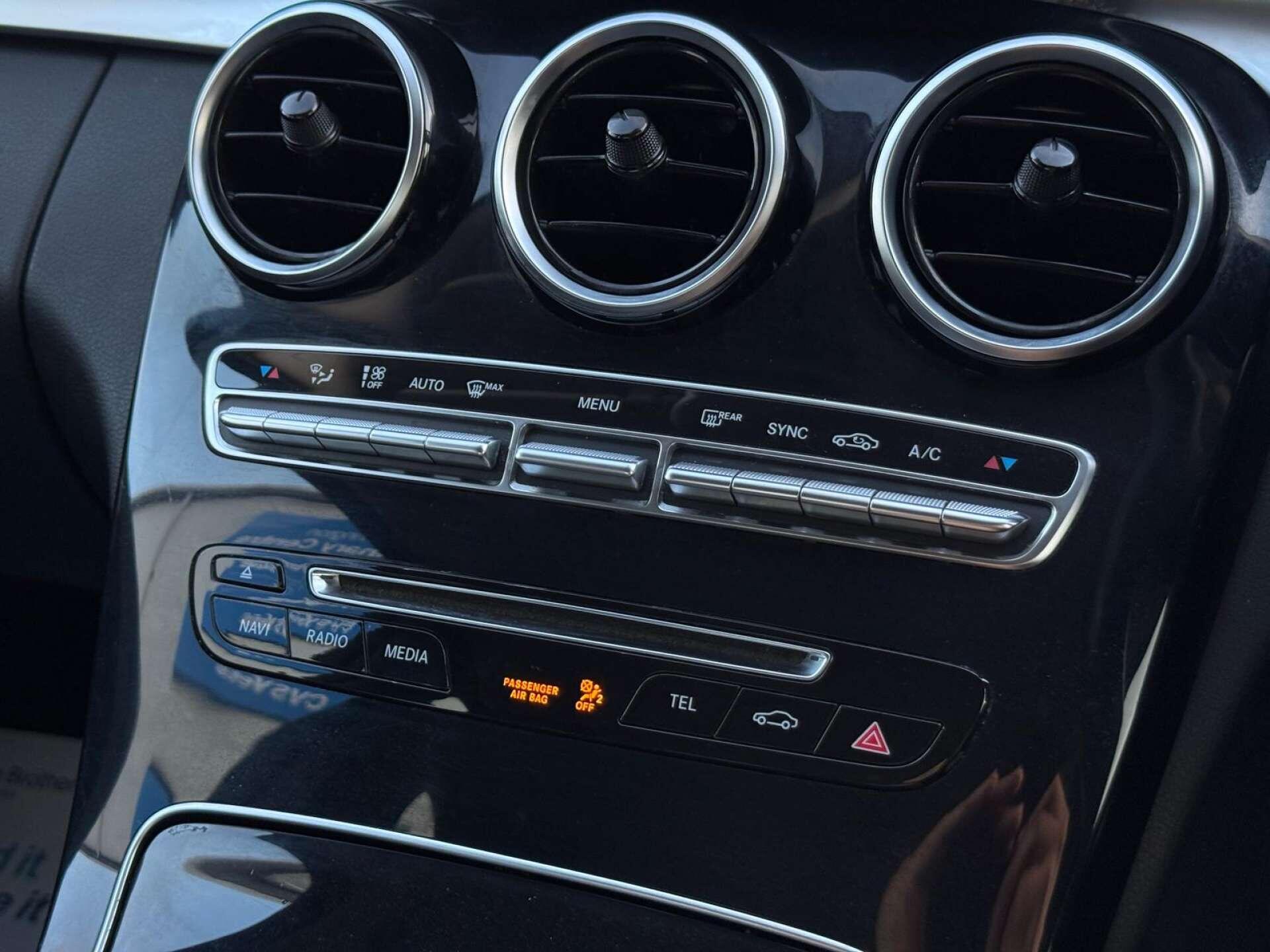 Mercedes-Benz C Class view 60