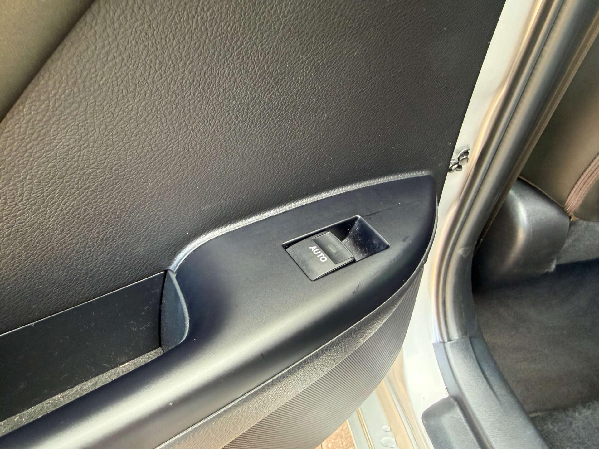 Lexus CT view 66