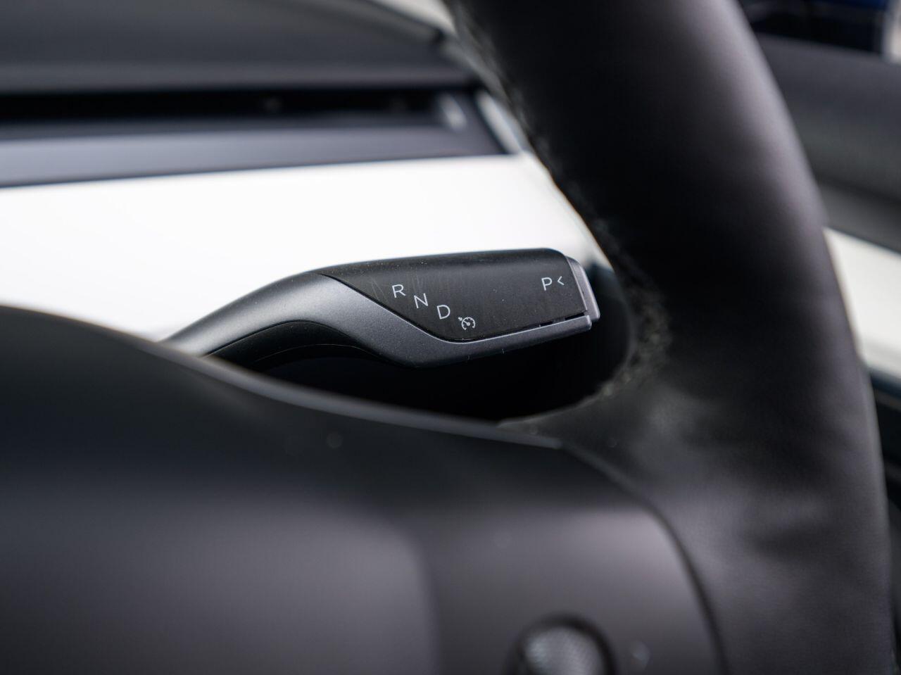 Tesla Model 3 view 20