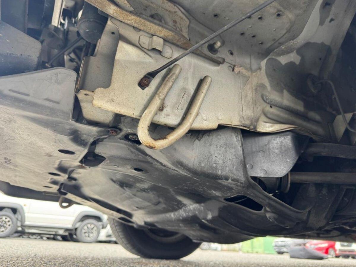 Nissan Skyline view 29