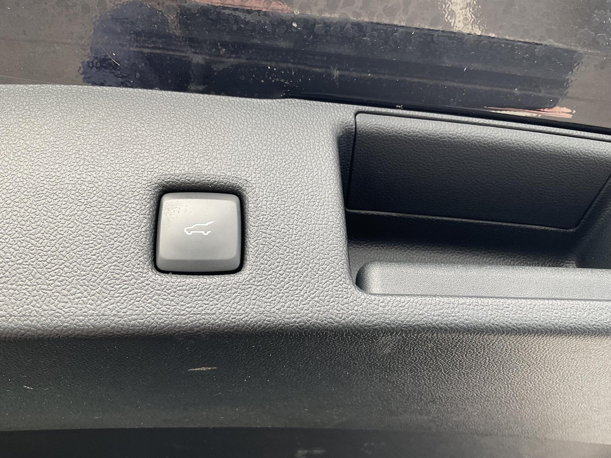 Ford Kuga view 25