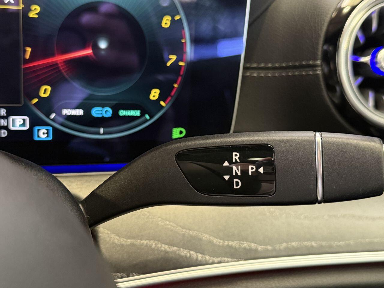 Mercedes-Benz E Class view 42