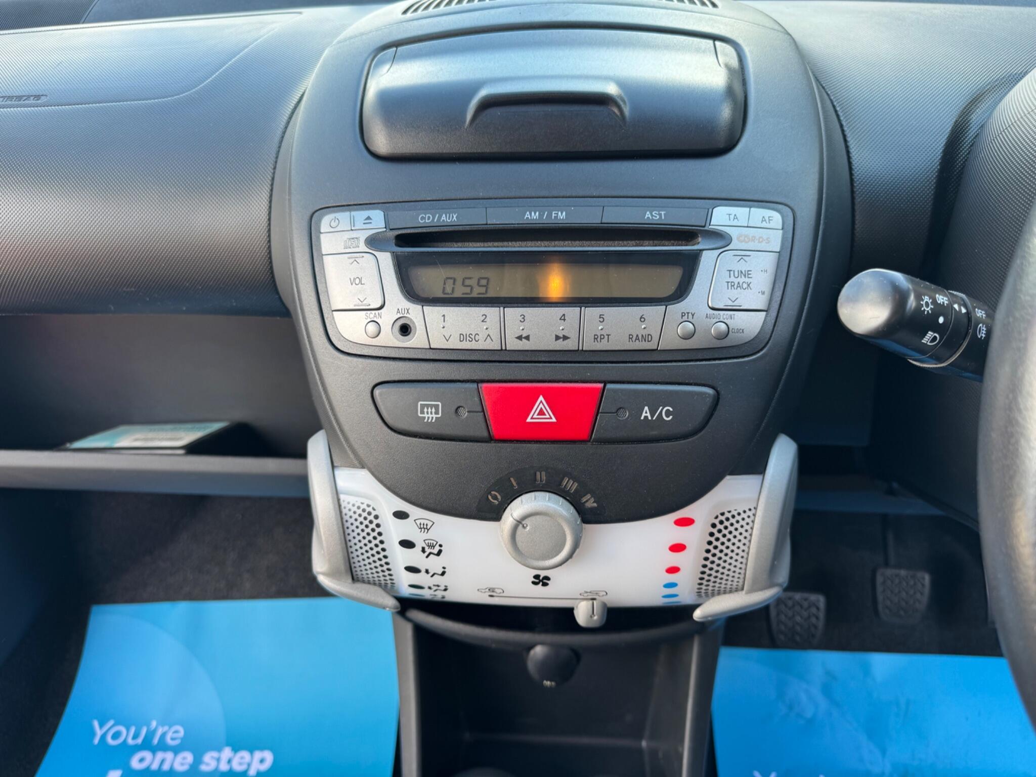 Toyota Aygo view 13