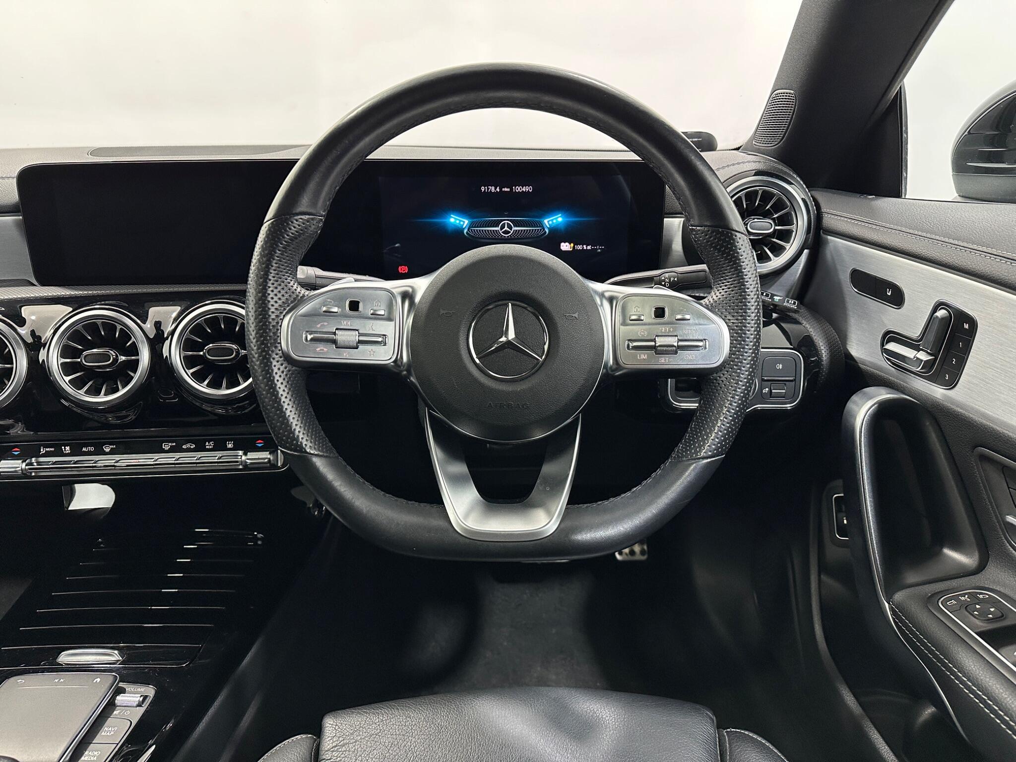 Mercedes-Benz Cla view 13