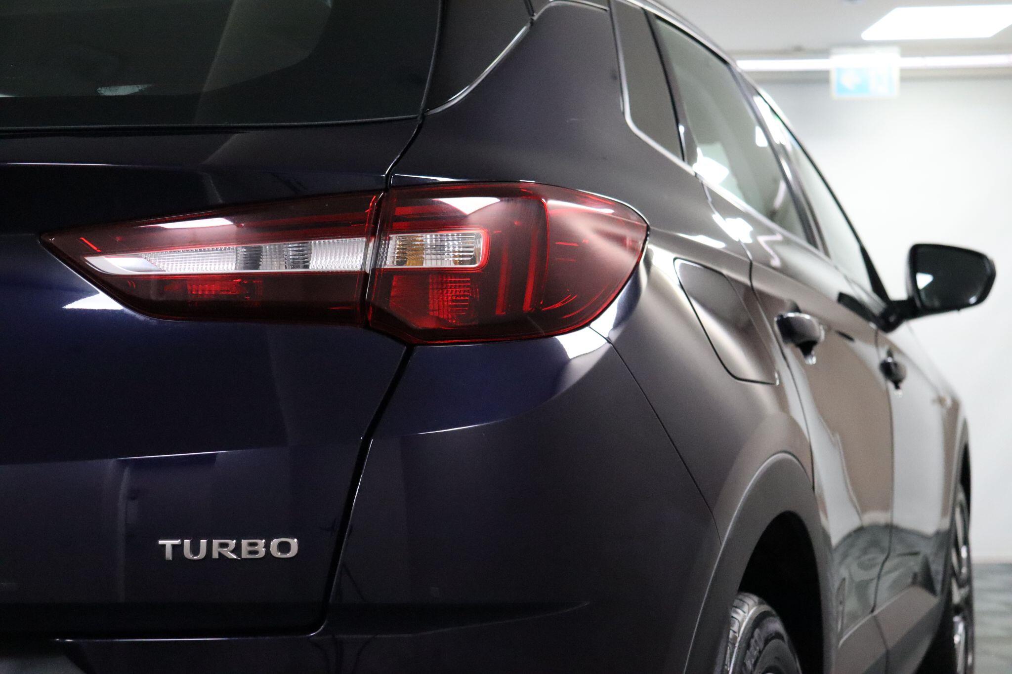 Vauxhall Grandland X view 23