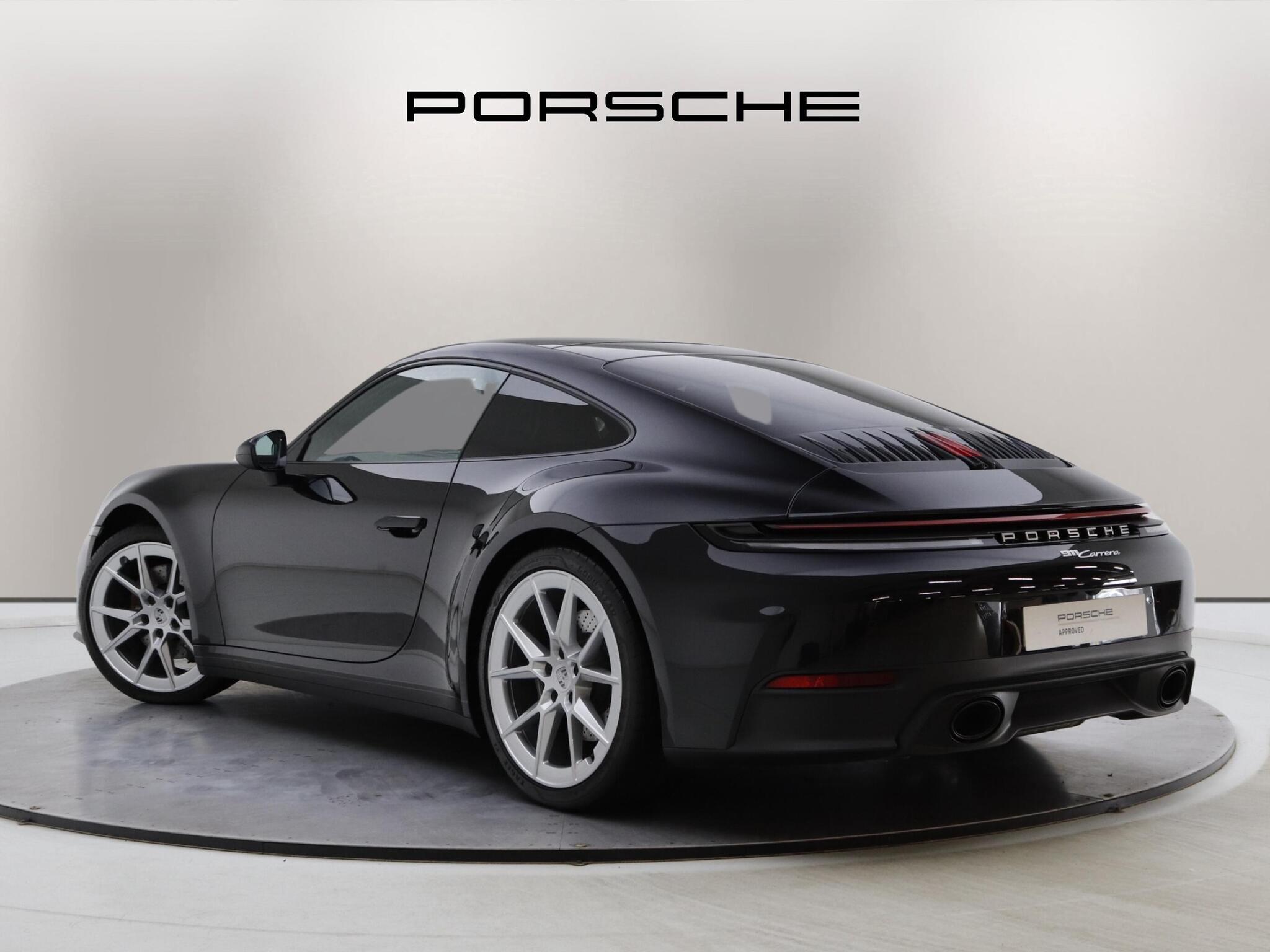 Porsche 911 view 2