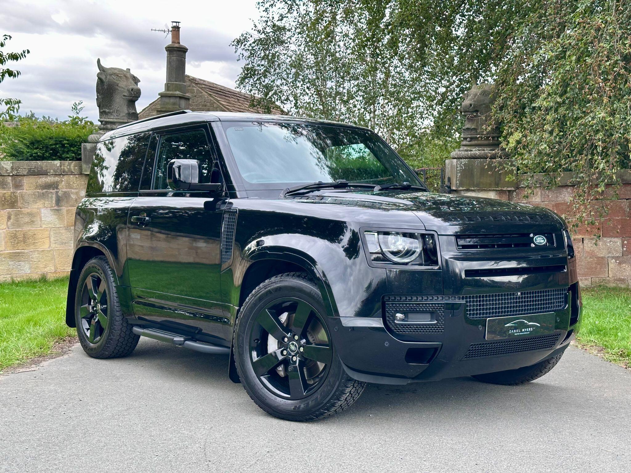 Land Rover Defender 90 main image