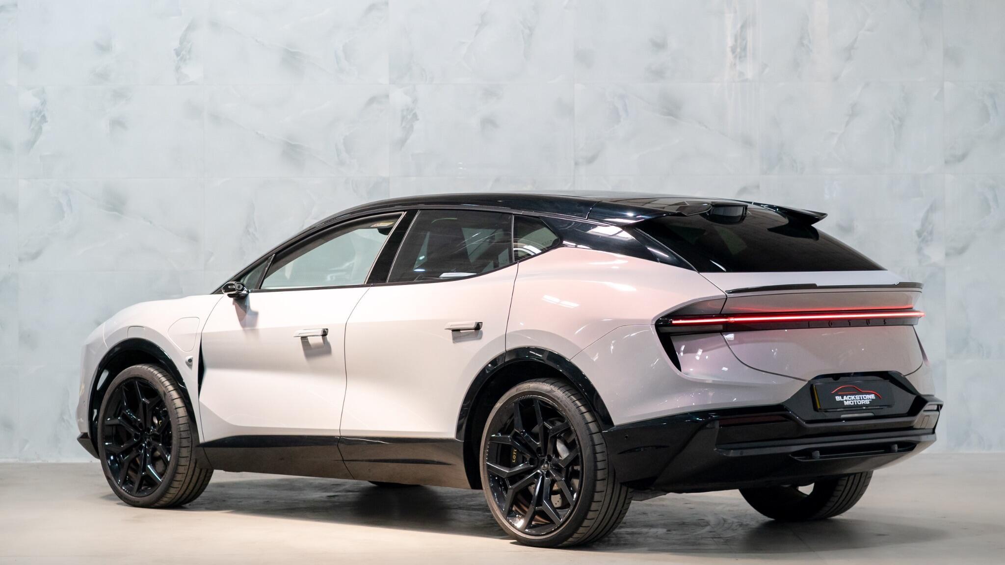 Lotus Eletre view 6