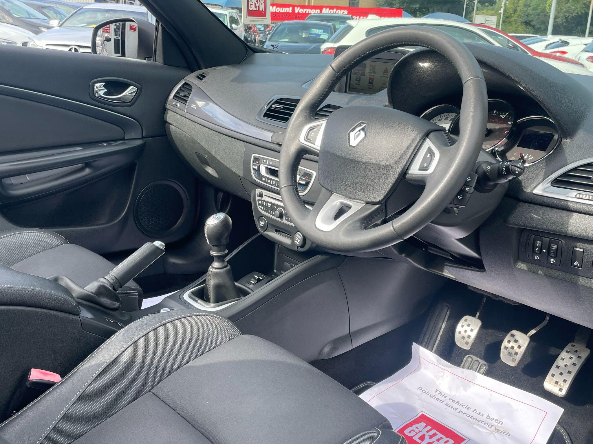 Renault Megane view 16