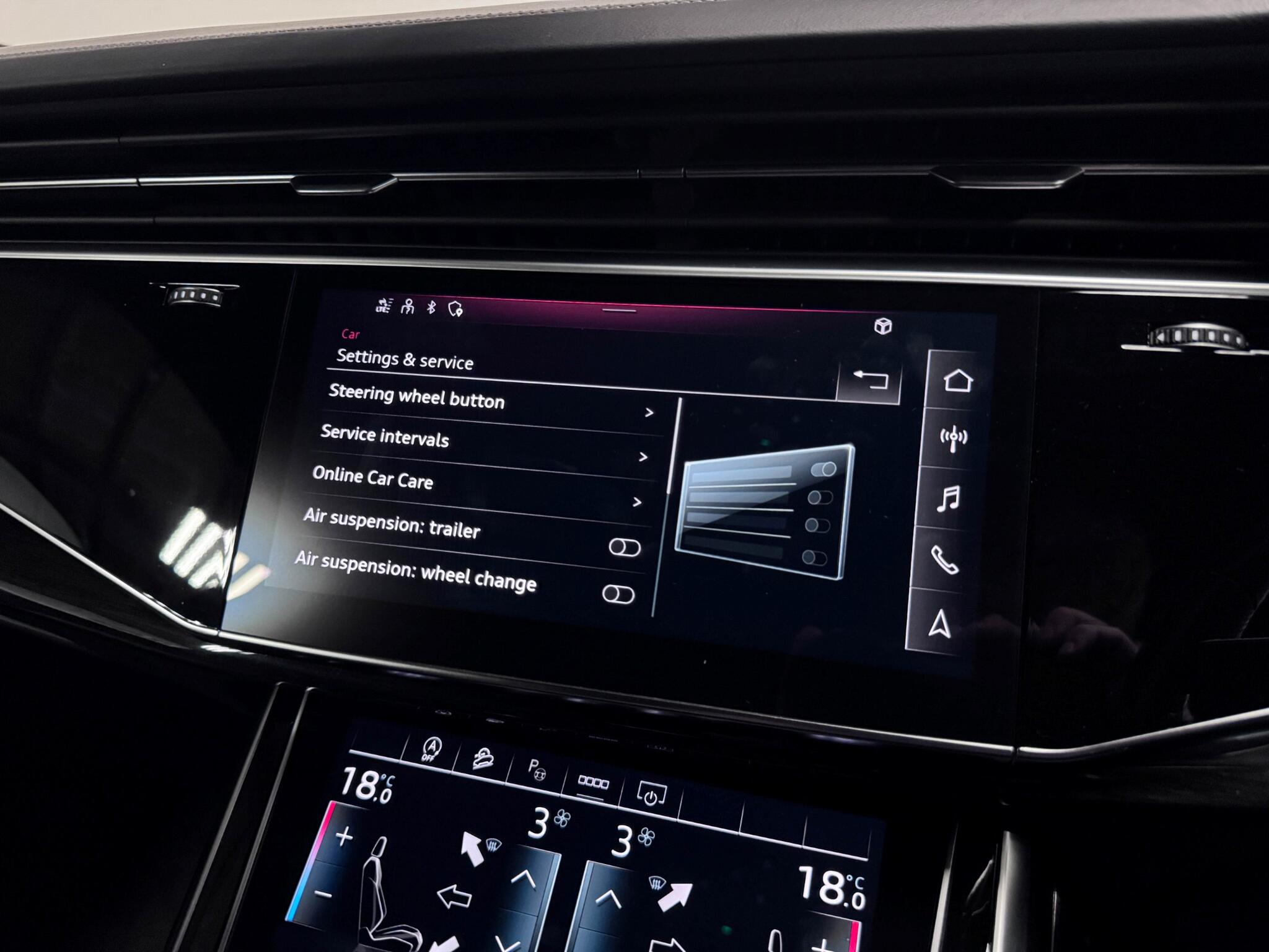 Audi SQ8 view 60