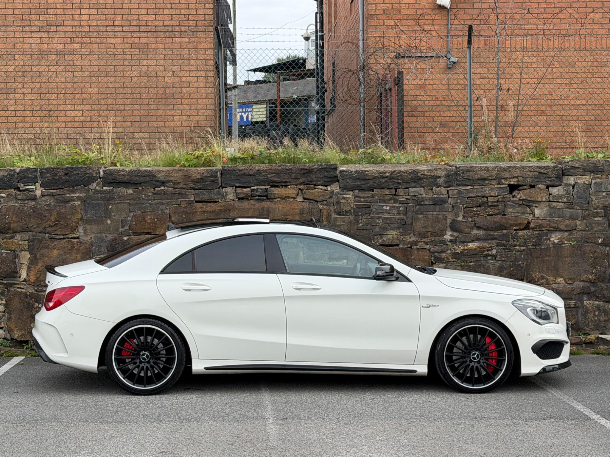 Mercedes-Benz Cla view 8