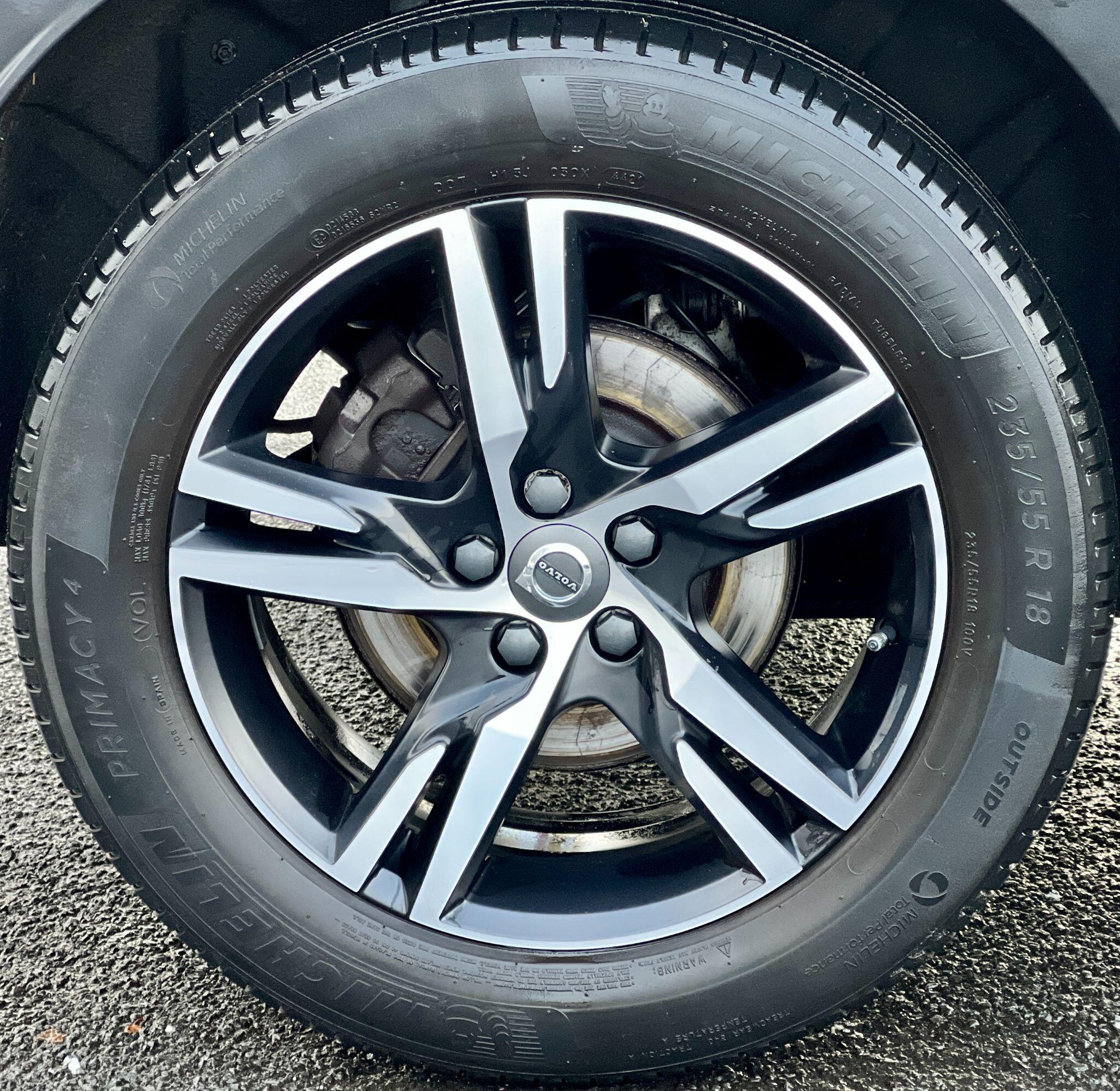 Volvo XC40 view 29